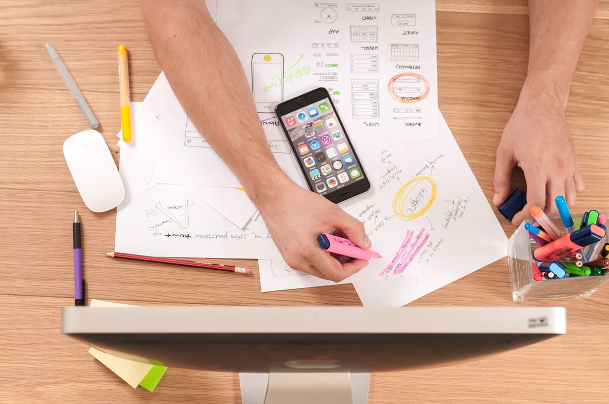 B2B Email Marketing: How to Nurture Leads Into Paying Customers